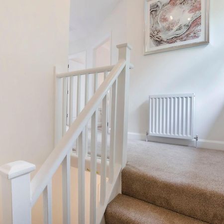 The Burton York 3 Bedroom House Sleeps 6 エクステリア 写真