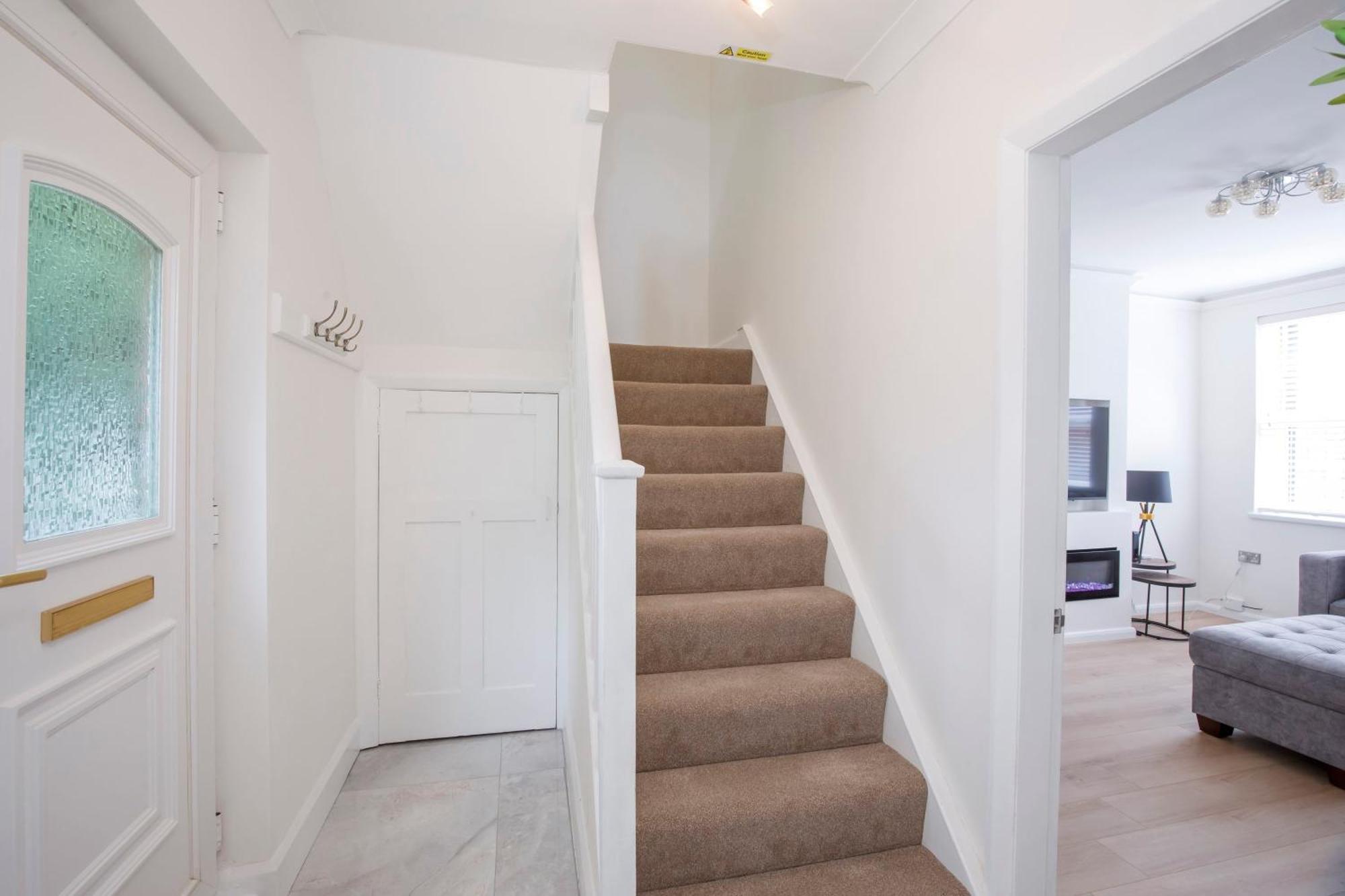 The Burton York 3 Bedroom House Sleeps 6 エクステリア 写真